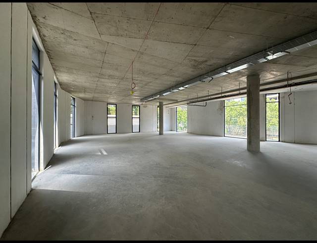 735M² OFFICE TO LET IN SANDTON CENTRAL